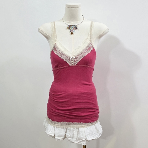 Abercrombie & Fitch Tops - Abercrombie vintage hot pink ribbed lace button detail babydoll camisole